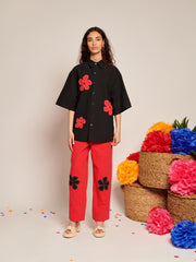 Camelia Applique Boxy Shirt Coal Black / Z