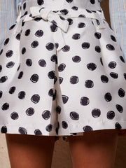 Illume Spot Belted Shorts Black Spot, Ivory / Z