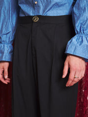 Rowan Barrel Leg Trousers Black / Z
